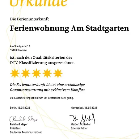 Am Stadtgarten Apartment *
